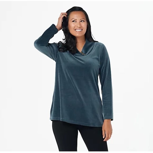 DENIM & Co. Active Regular Velour Tunic with Cross - Picture 1 of 5